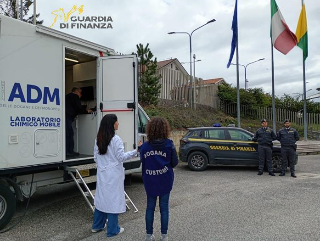 Controlli rafforzati sui carburanti in Abruzzo: mercato regolare nonostante i rincari